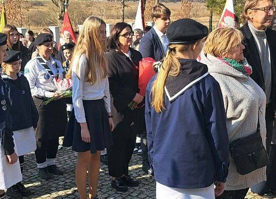 Grafika 24: Uroczystość w Nawczu