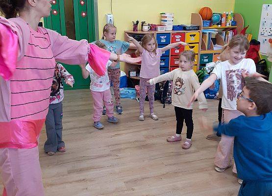 Grafika 95: Zajęcia teatralne z projektu