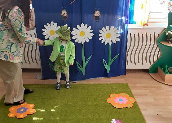 Grafika 49: Wiosenny pokaz mody