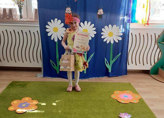 Grafika 56: Wiosenny pokaz mody