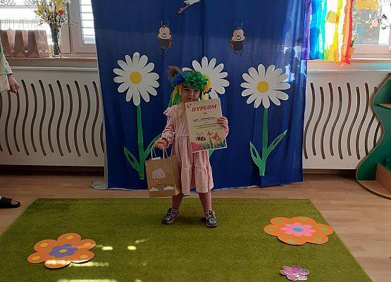 Grafika 58: Wiosenny pokaz mody