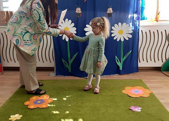 Grafika 67: Wiosenny pokaz mody