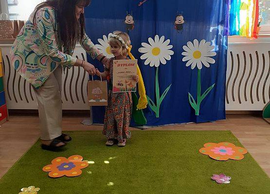 Grafika 69: Wiosenny pokaz mody