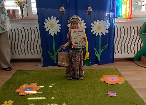 Grafika 70: Wiosenny pokaz mody