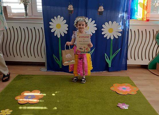 Grafika 76: Wiosenny pokaz mody