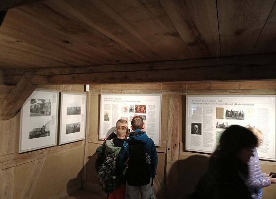 Grafika 9: Kaszubskie Tradycje i Wodniacka Przygoda