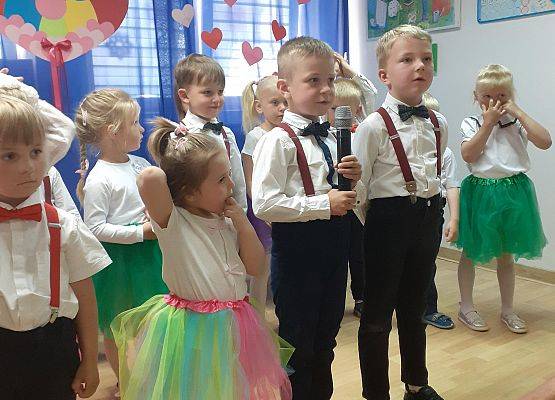 Grafika 57: Święto Mamy i Taty