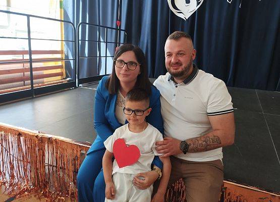 Grafika 4: Dzień Mamy i Taty