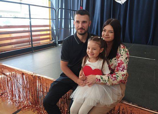 Grafika 6: Dzień Mamy i Taty