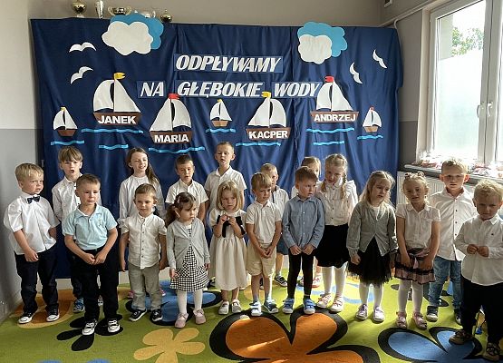 Grafika 14: KOLEJNY ROK ZA NAMI