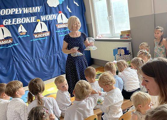 Grafika 22: KOLEJNY ROK ZA NAMI