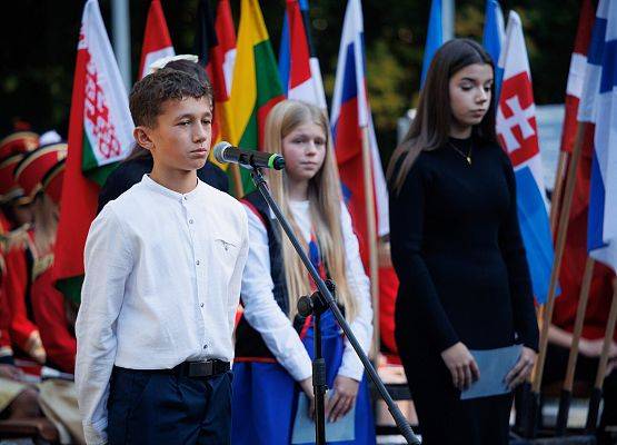 Grafika 16: Uroczystość ku czci Ofiar Marszu Śmierci -Krępa Kaszubska