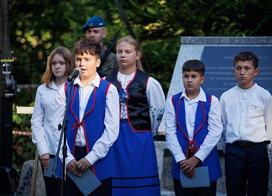 Grafika 1: Uroczystość ku czci Ofiar Marszu Śmierci -Krępa Kaszubska