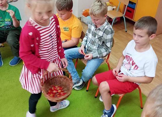Grafika 2: Dzień Chłopaka