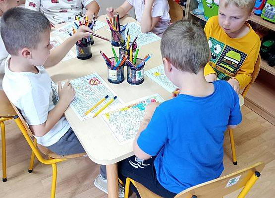 Grafika 6: Razem Bez Przemocy - Przemocy mówimy NIE - projekt edukacyjny