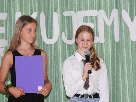 Grafika 49: Uroczysty Apel z okazji pożegnania VIII-mej klasy 2020/2021