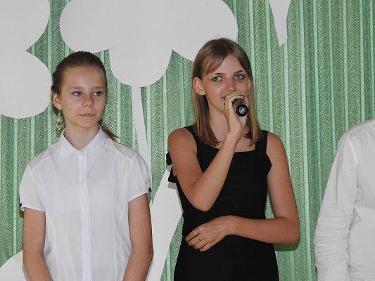 Grafika 51: Uroczysty Apel z okazji pożegnania VIII-mej klasy 2020/2021