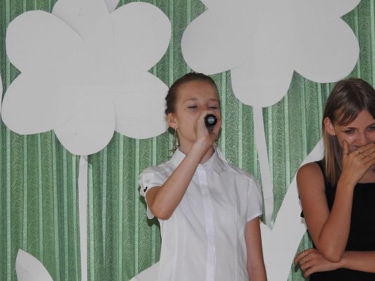 Grafika 52: Uroczysty Apel z okazji pożegnania VIII-mej klasy 2020/2021