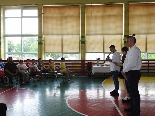 Grafika 58: Uroczysty Apel z okazji pożegnania VIII-mej klasy 2020/2021