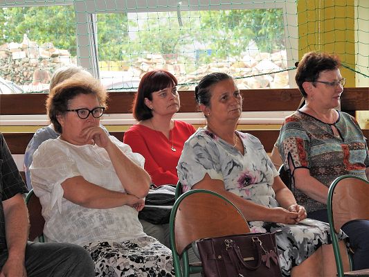 Grafika 78: Uroczysty Apel z okazji pożegnania VIII-mej klasy 2020/2021