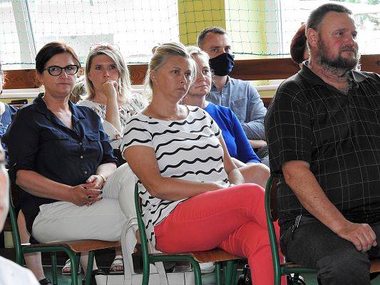 Grafika 79: Uroczysty Apel z okazji pożegnania VIII-mej klasy 2020/2021