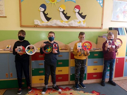  Grafika #5: DZIEŃ BABCI I DZIADKA