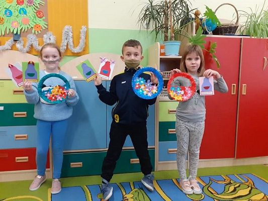  Grafika #6: DZIEŃ BABCI I DZIADKA