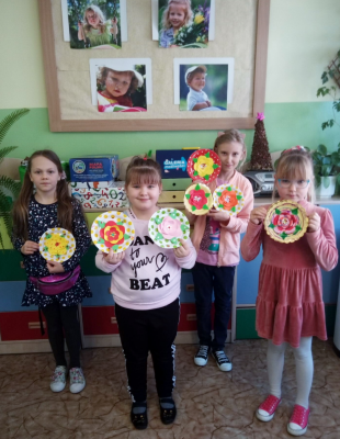  Grafika #12: DZIEŃ BABCI I DZIADKA