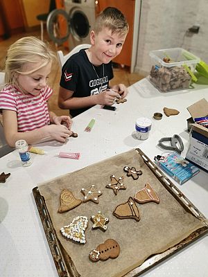  Grafika #55: Akcja "Razem na Święta", w której uczestniczyła cała szkoła