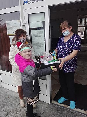  Grafika #64: Akcja "Razem na Święta", w której uczestniczyła cała szkoła