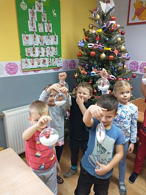  Grafika #15: Akcja "Razem na Święta", w której uczestniczyła cała szkoła