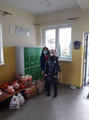  Grafika #5: Finał zbiórki owoców i soków.