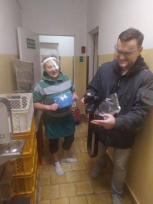  Grafika #27: Finał zbiórki owoców i soków.