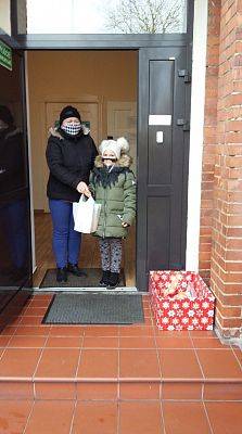  Grafika #10: Finał zbiórki owoców i soków.