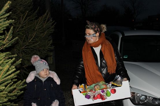  Grafika #21: Finał zbiórki owoców i soków.