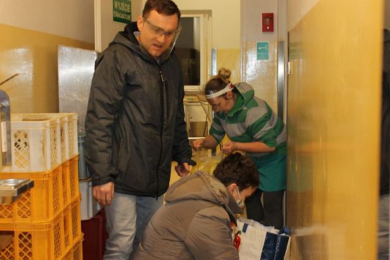  Grafika #26: Finał zbiórki owoców i soków.