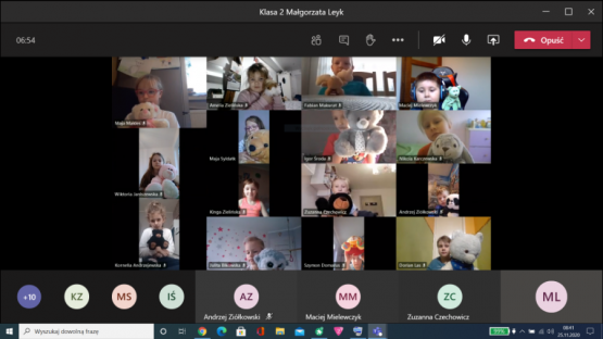  Grafika #1: Dzień Misia