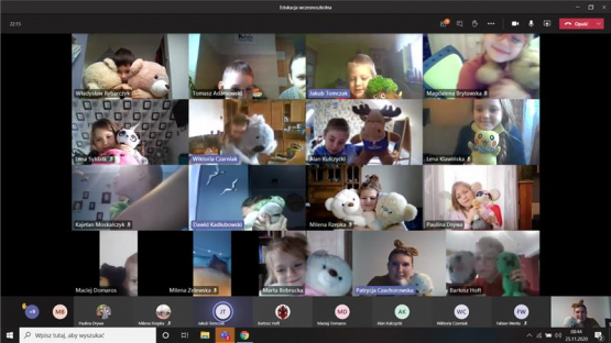  Grafika #2: Dzień Misia