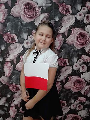  Grafika #9: Uczestniczymy w Akcji Szkoła do hymnu