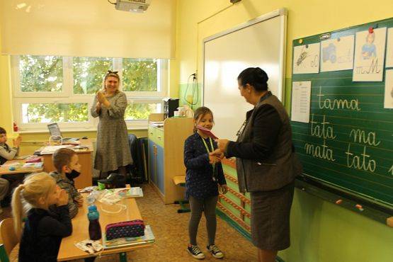  Grafika #4: Czytelnik Miesiąca