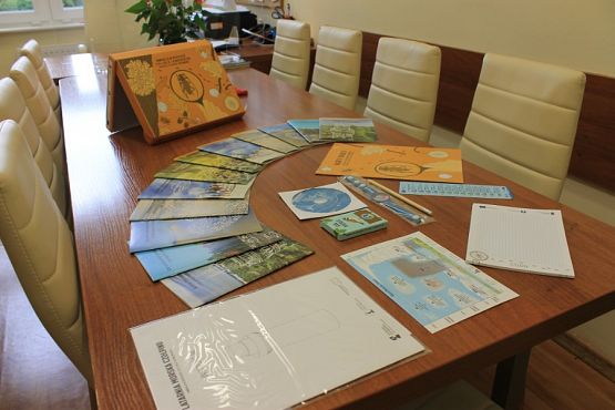  Grafika #0: Nawigacja w Przyszłość