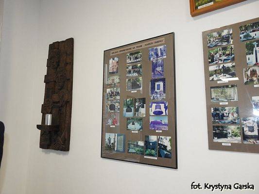  Grafika #5: Zakończenie uroczystości wizytą w Izbie Pamięci Ofiar Marszu Śmierci KL Stutthof