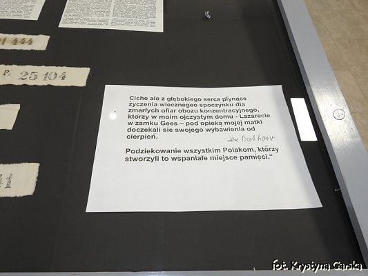  Grafika #12: Zakończenie uroczystości wizytą w Izbie Pamięci Ofiar Marszu Śmierci KL Stutthof