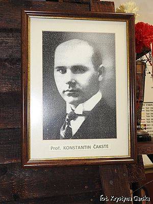  Grafika #39: Zakończenie uroczystości wizytą w Izbie Pamięci Ofiar Marszu Śmierci KL Stutthof