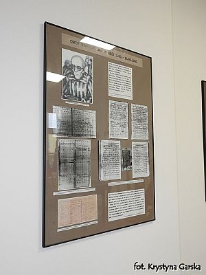  Grafika #87: Zakończenie uroczystości wizytą w Izbie Pamięci Ofiar Marszu Śmierci KL Stutthof