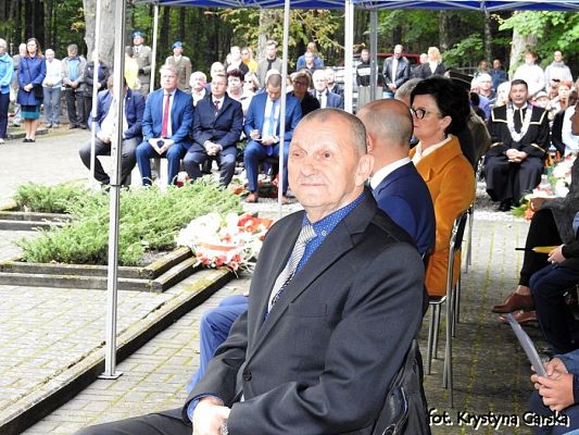  Grafika #106: Uroczystość ku czci Ofiar Marszu Śmierci KL Stutthof w Krępie Kaszubskiej dnia 27 września 2020