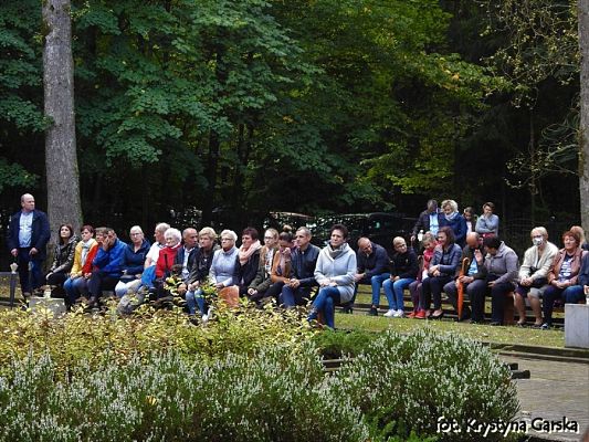  Grafika #111: Uroczystość ku czci Ofiar Marszu Śmierci KL Stutthof w Krępie Kaszubskiej dnia 27 września 2020
