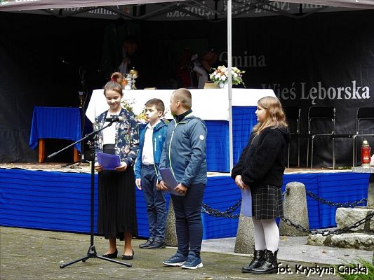  Grafika #134: Uroczystość ku czci Ofiar Marszu Śmierci KL Stutthof w Krępie Kaszubskiej dnia 27 września 2020