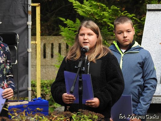  Grafika #157: Uroczystość ku czci Ofiar Marszu Śmierci KL Stutthof w Krępie Kaszubskiej dnia 27 września 2020