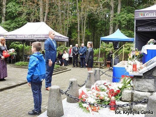  Grafika #232: Uroczystość ku czci Ofiar Marszu Śmierci KL Stutthof w Krępie Kaszubskiej dnia 27 września 2020